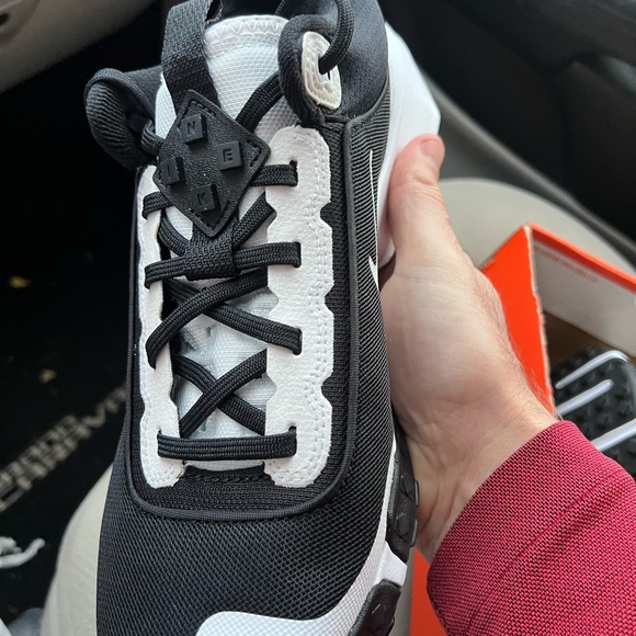 Mens nike air Diamond varsity turf (DZ0502 004) no box size 9.5 - Picture 6 of 6